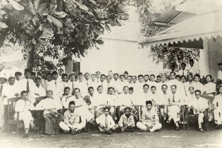 Ada Tionghoa Dalam dan di Sekitar Peristiwa Sumpah Pemuda